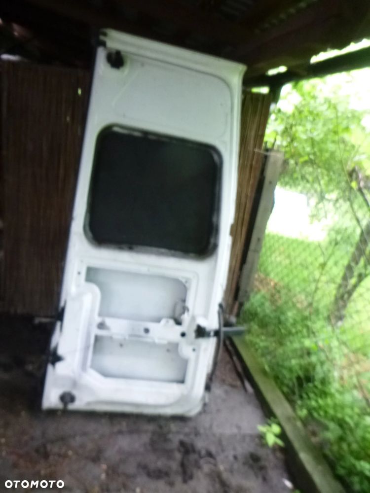 DRZWI TYLNE LEWE RENAULT MASTER III NISSAN  NV400  WYSOKIE Z SZYBĄ - 4