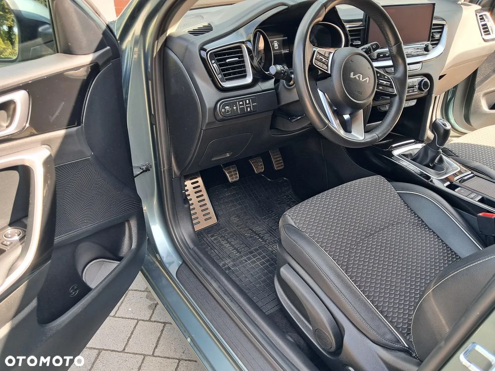 Kia Ceed 1.5 T-GDI Business Line - 9