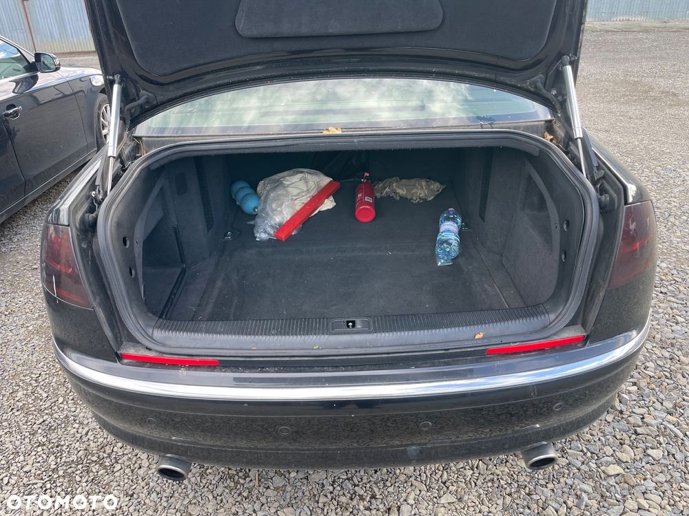 Audi A8 - 7