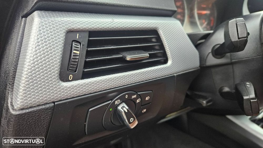 BMW 320 d Coupe - 17