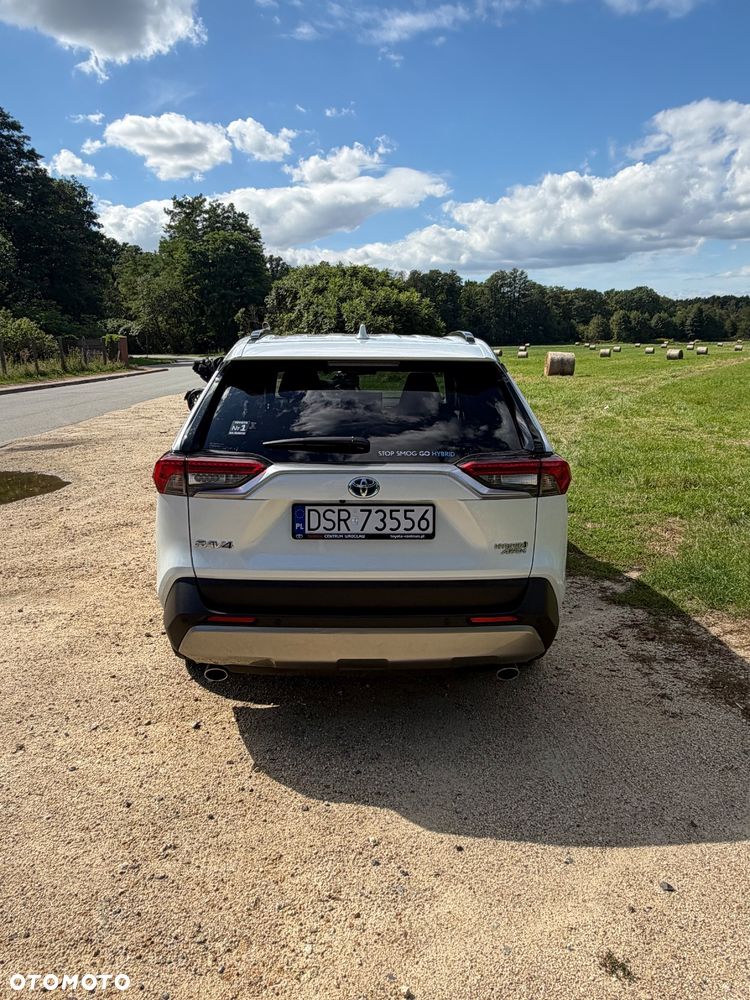 Toyota RAV4 - 8