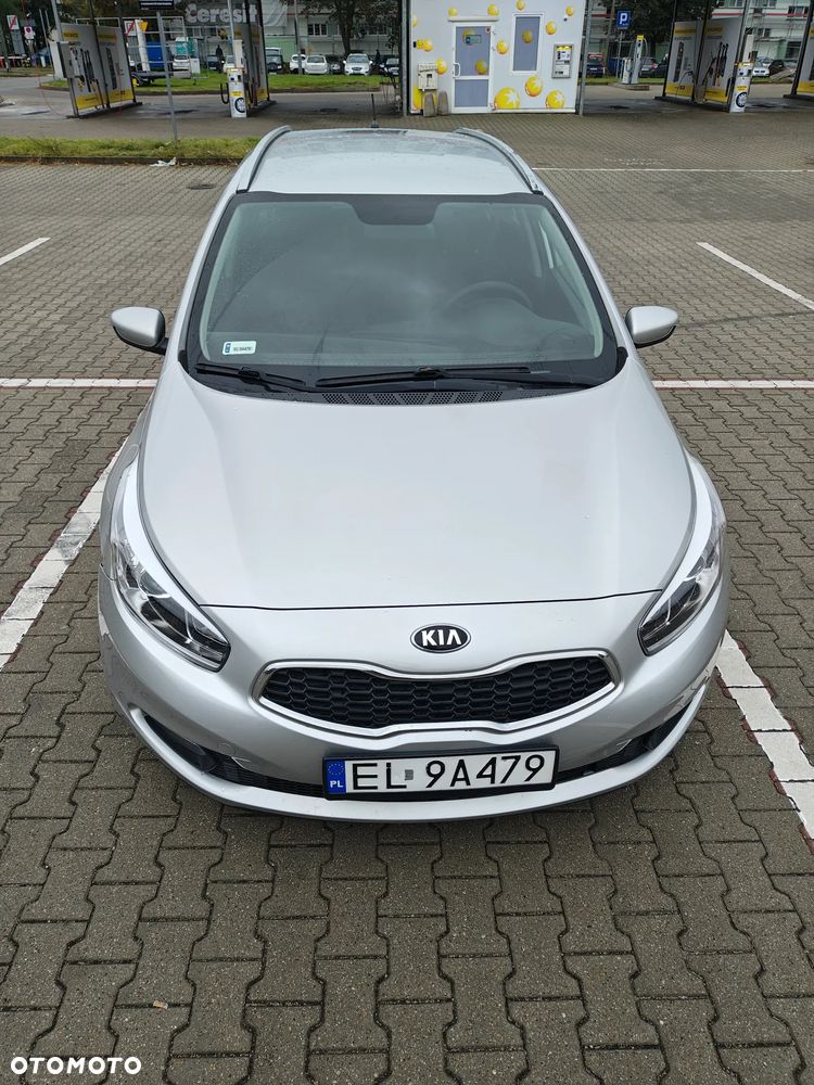 Kia Ceed - 4