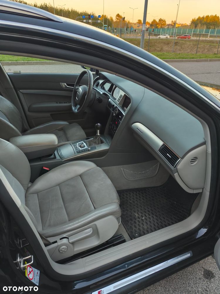 Audi A6 Avant 2.4 - 11