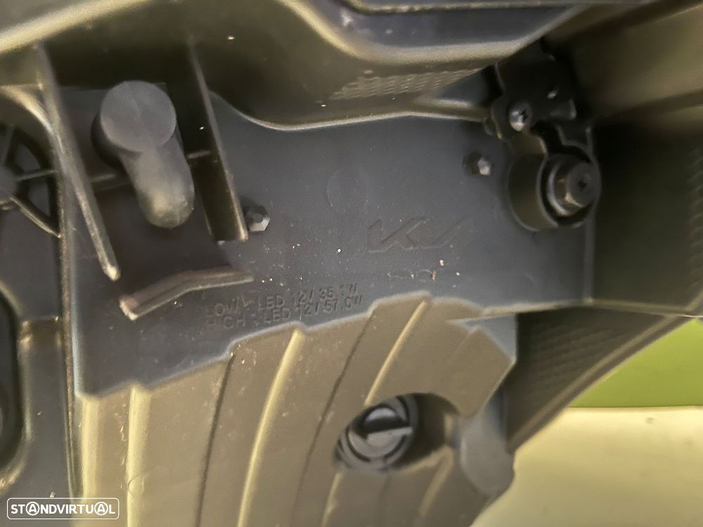 Kia EV6 (CV) - FAROL DIREITO - FF827 - 8