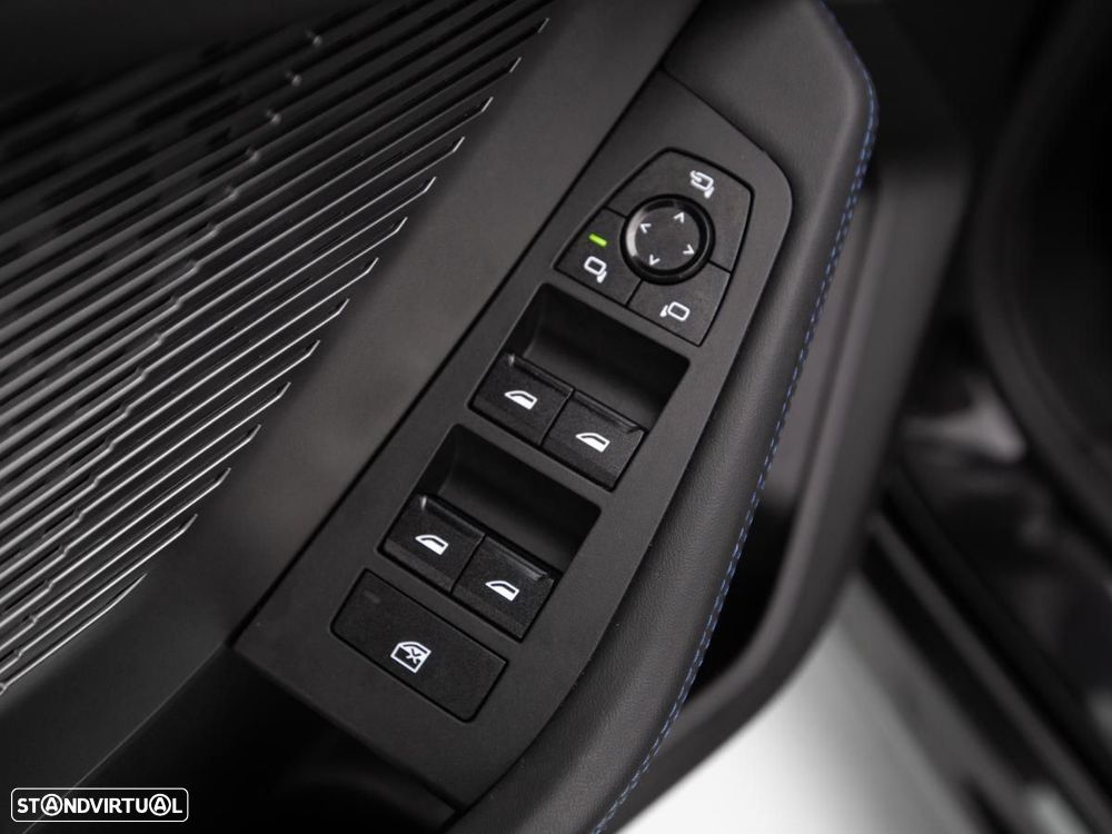 BMW 120 Pack Desportivo M - 17