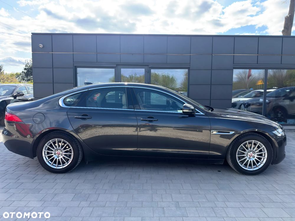 Jaguar XF E-Performance Prestige - 19