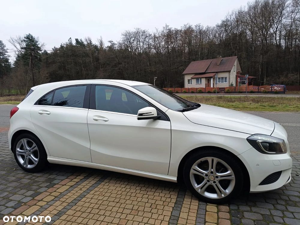 Mercedes-Benz Klasa A 180 (BlueEFFICIENCY) Urban - 14