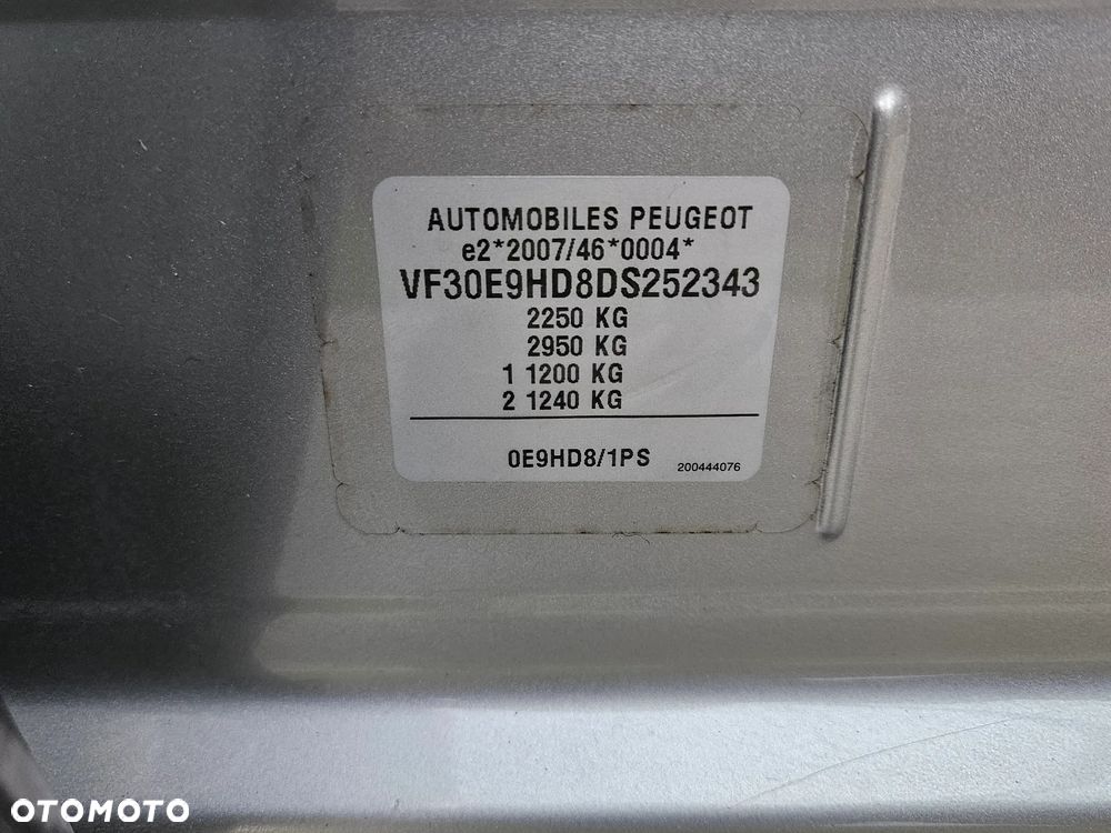 Peugeot 5008 e-HDI FAP 115 EGS6 Stop&Start Allure - 29