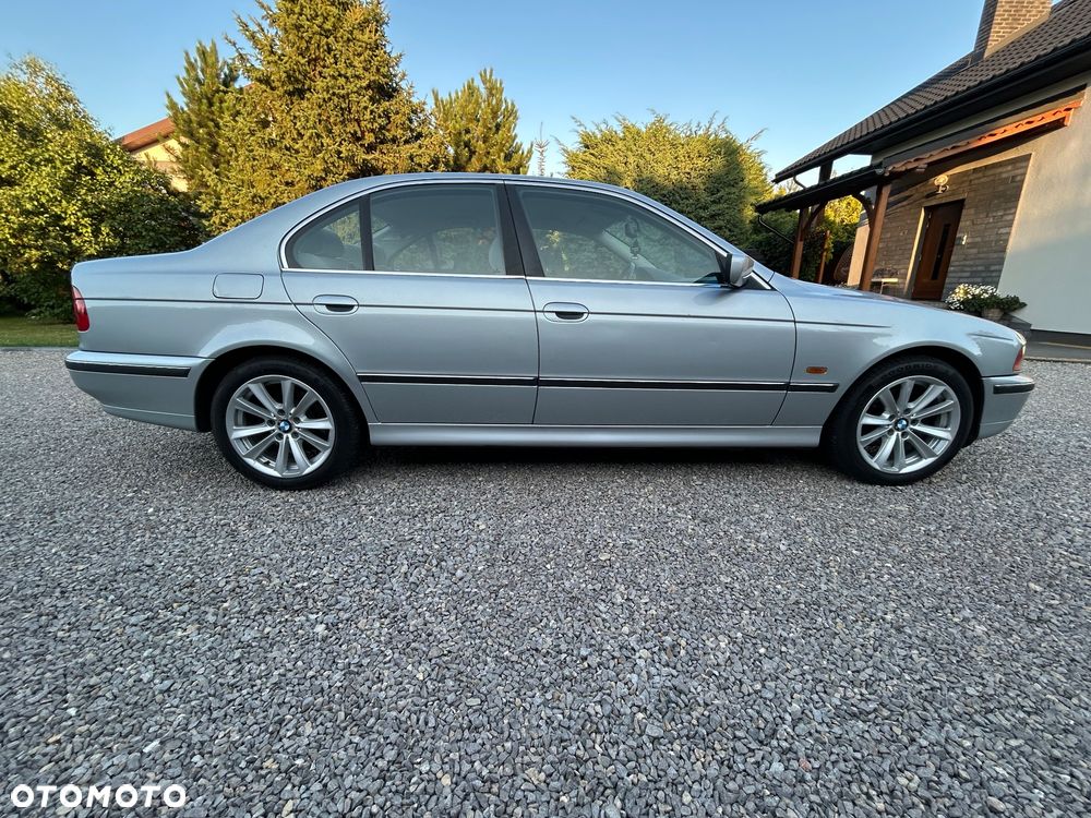 BMW Seria 5 - 10
