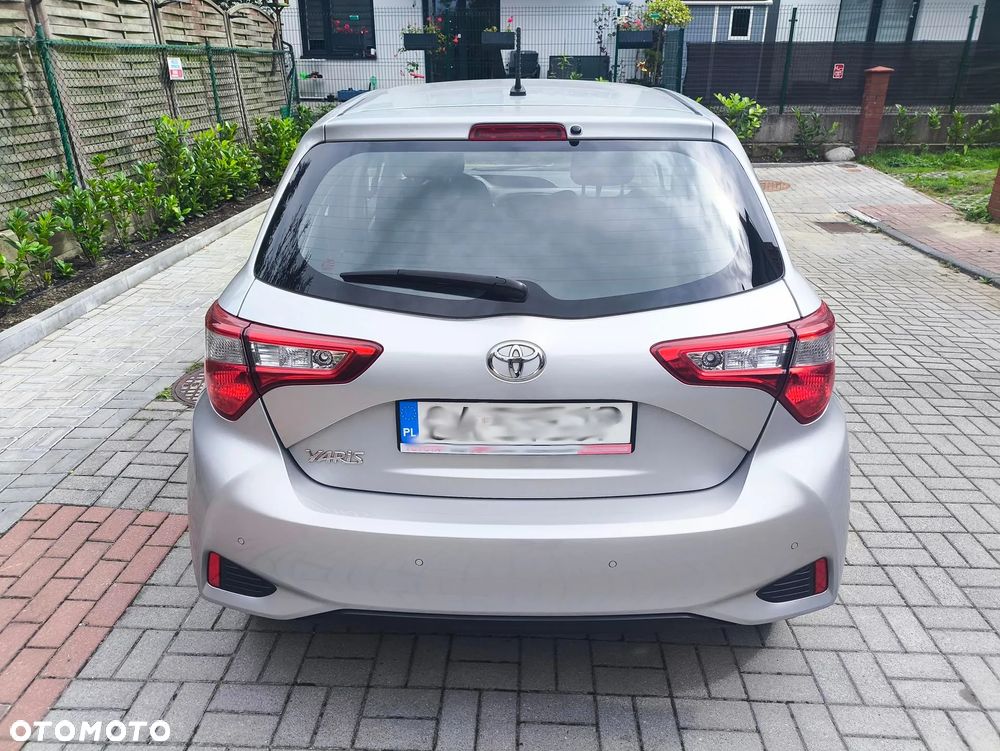 Toyota Yaris 1.5 Active - 5