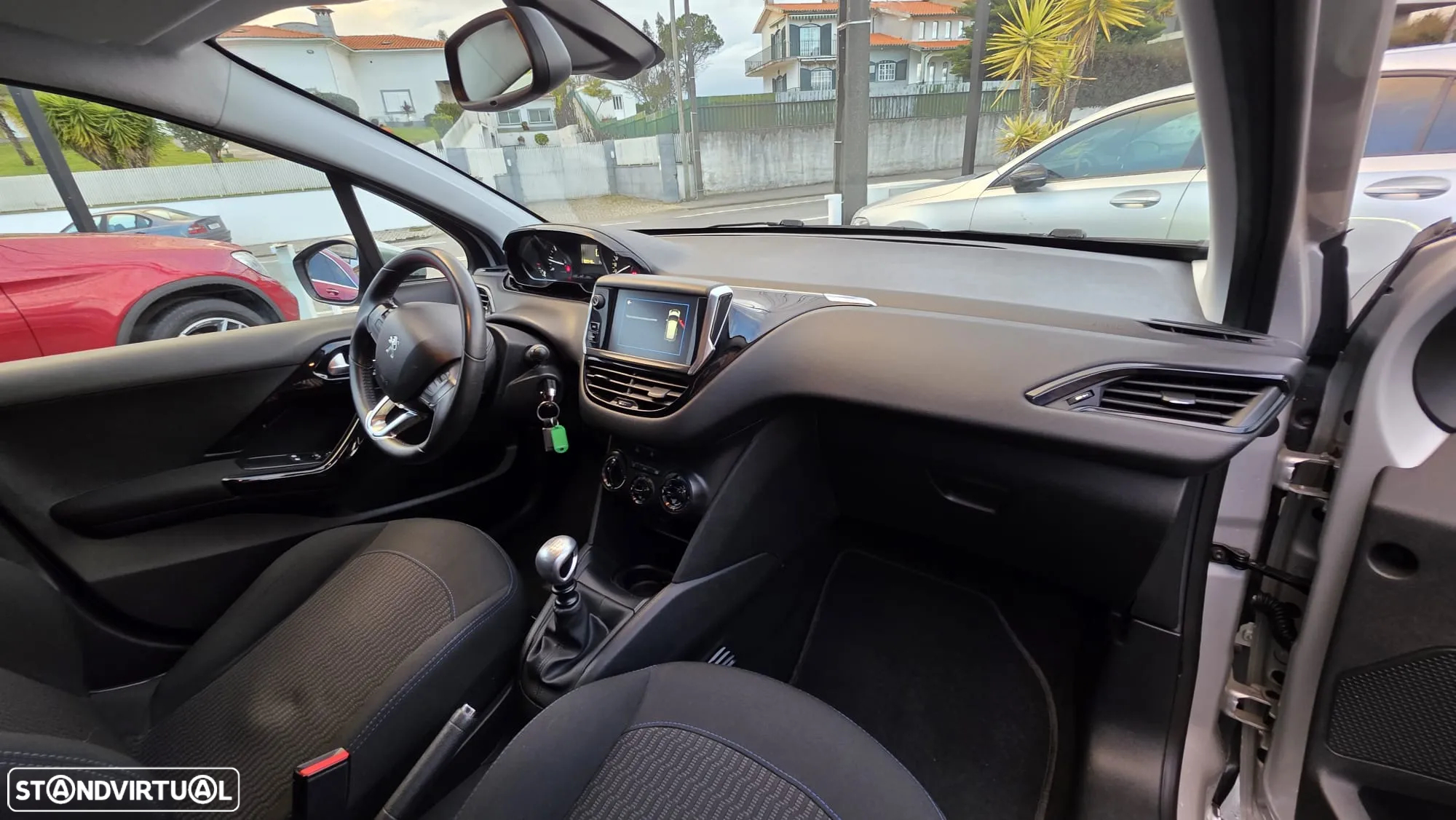 Peugeot 208 1.5 BlueHDi Signature - 12