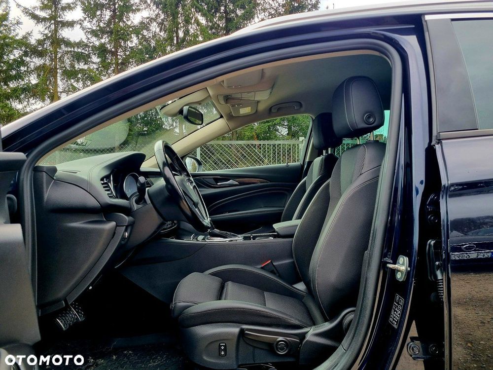 Opel Insignia 1.5 T Enjoy S&S - 9