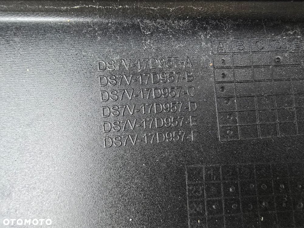 Ford Mondeo mk5 titanium st line zderzak przód ładny - 6