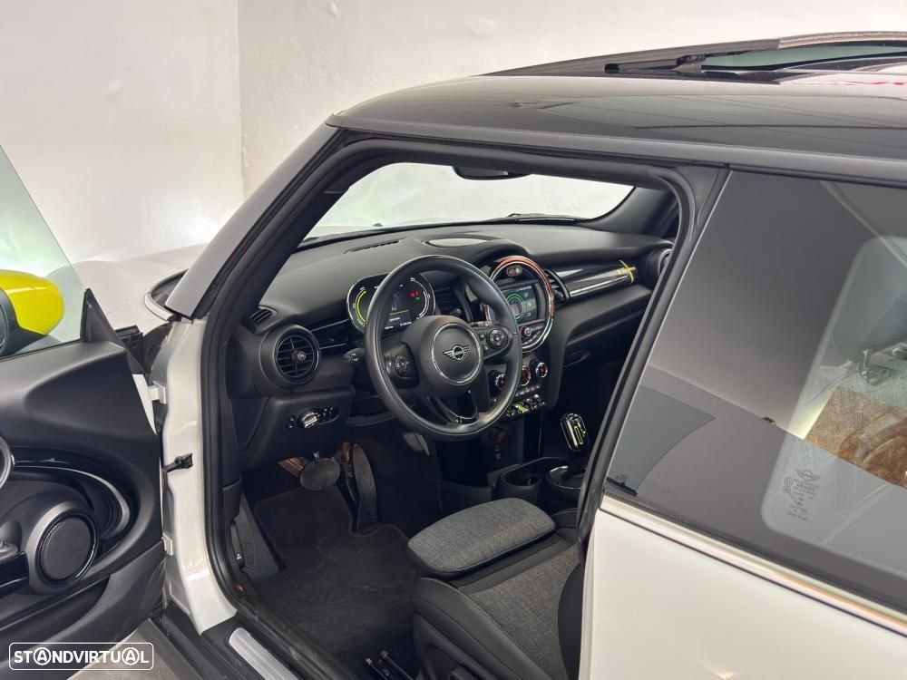 MINI 3 Portas Cooper SE Premium P. Classic - 32