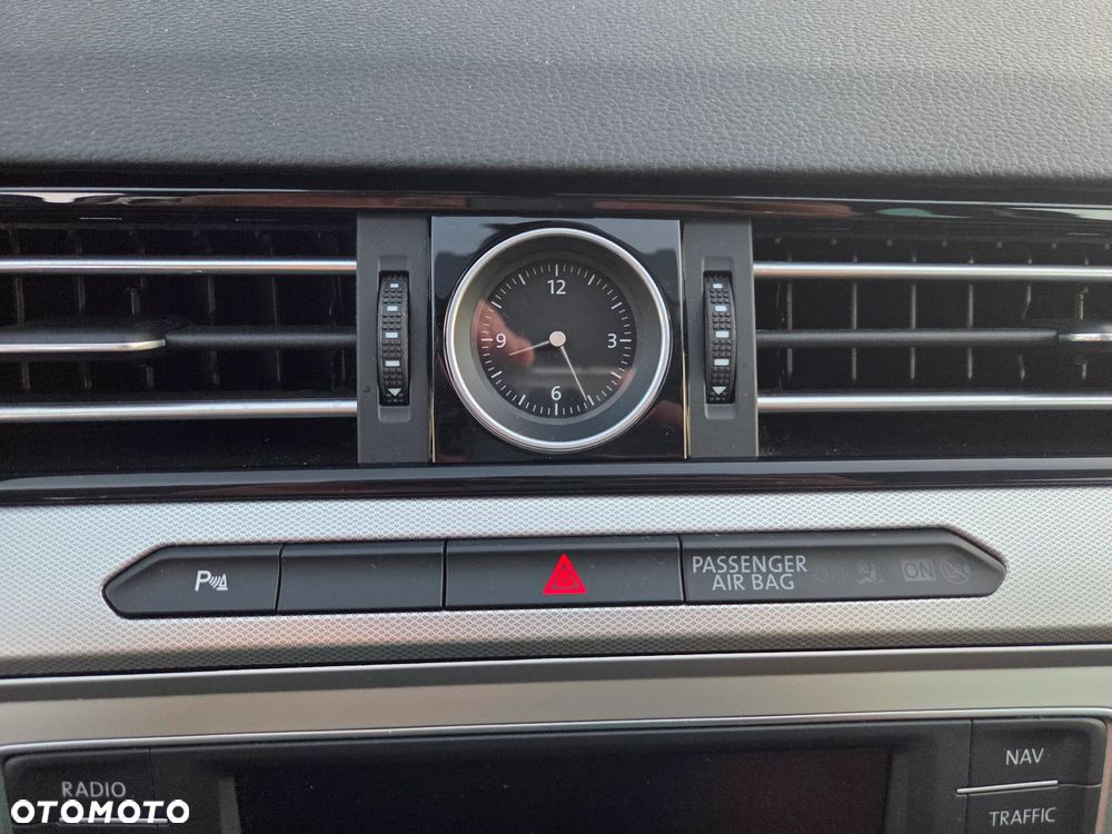 Volkswagen Passat 1.4 TSI ACT (BlueMotion Technology) Highline - 26