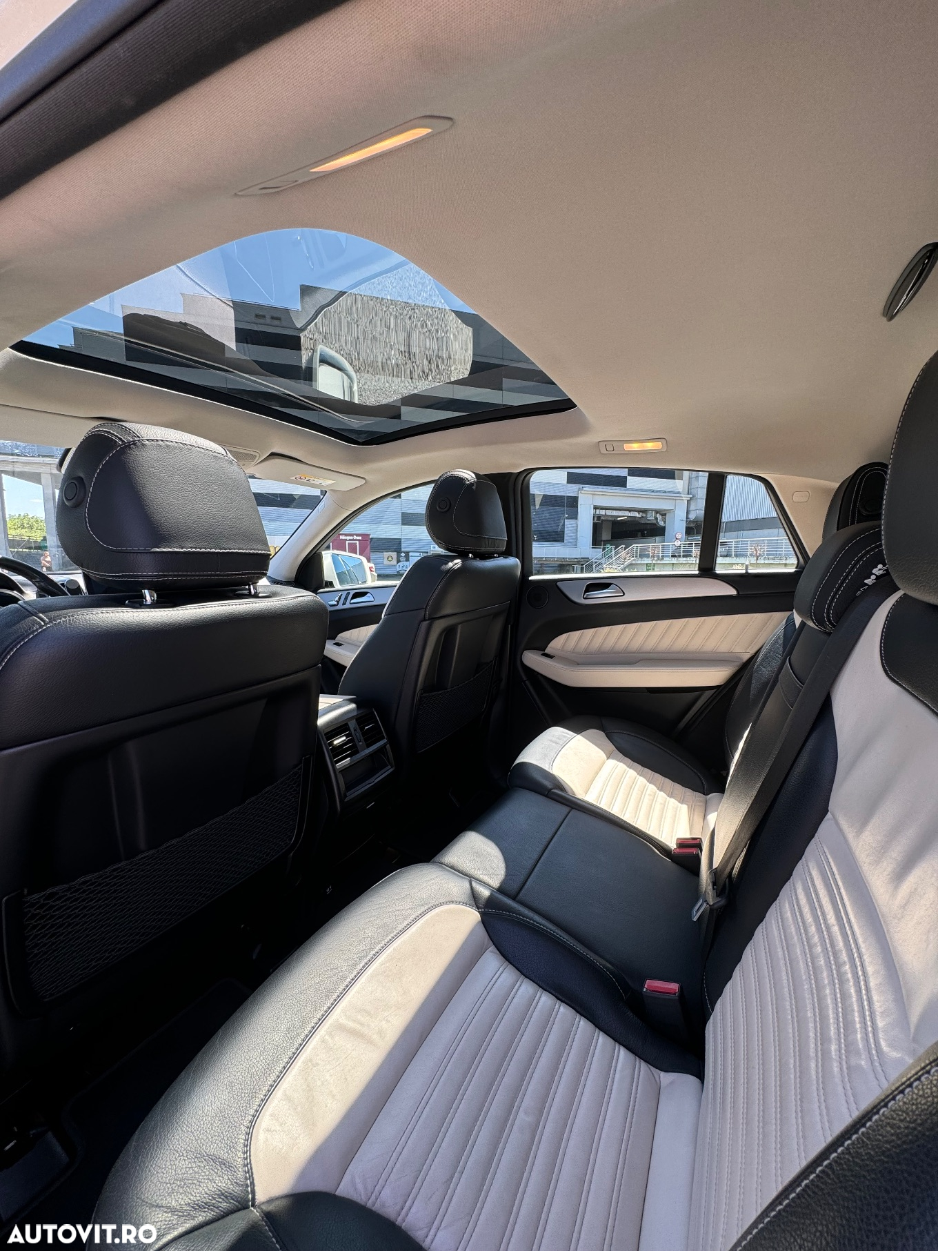 Mercedes-Benz GLE 400 4MATIC - 10