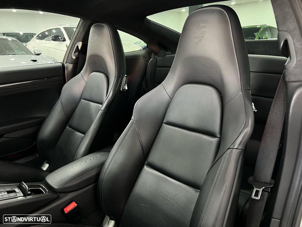 Porsche 911 (991) Turbo S PDK - 14