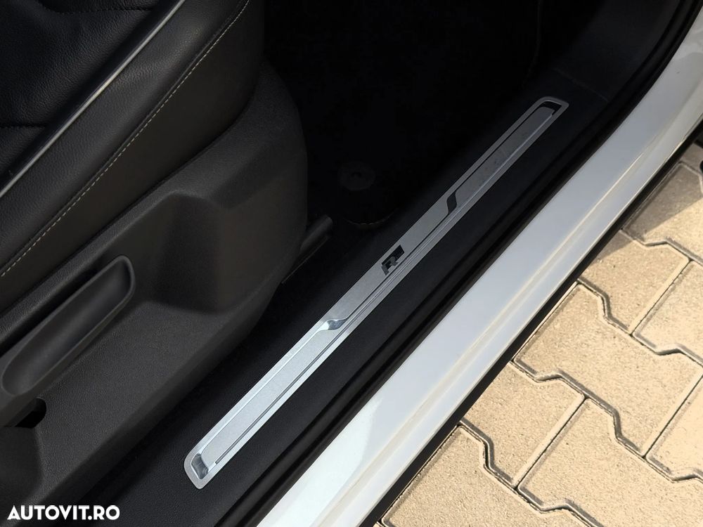 Volkswagen Tiguan - 33
