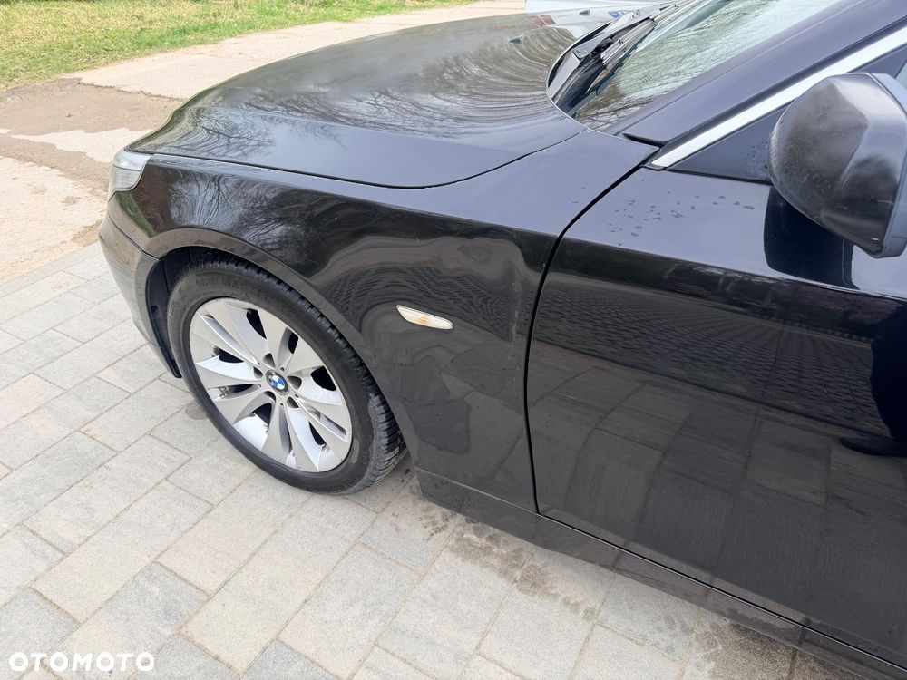 BMW Seria 5 525d - 13