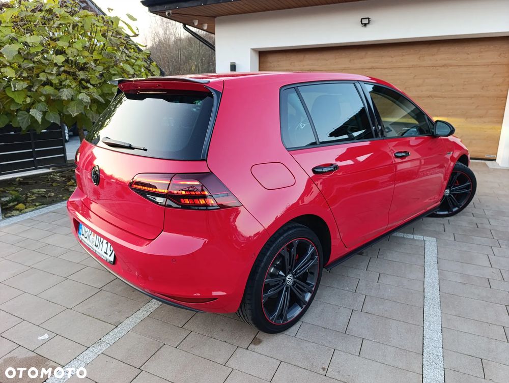 Volkswagen Golf - 15