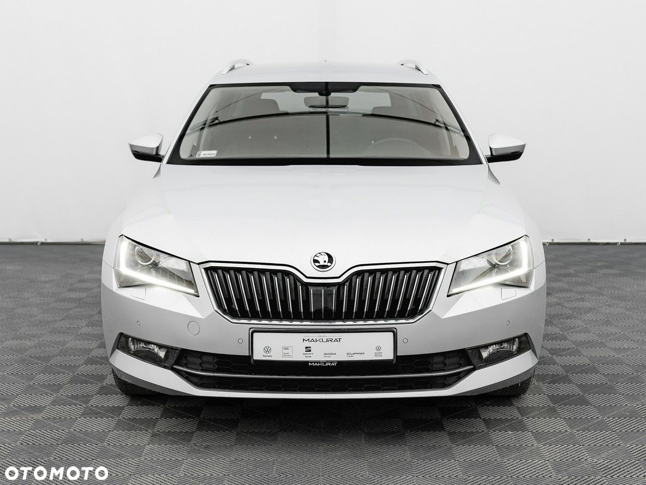 Skoda Superb 1.5 TSI ACT Ambition DSG - 8