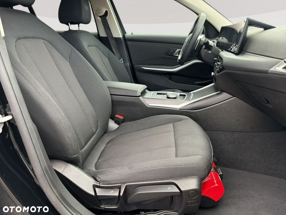 BMW Seria 3 318 - 27