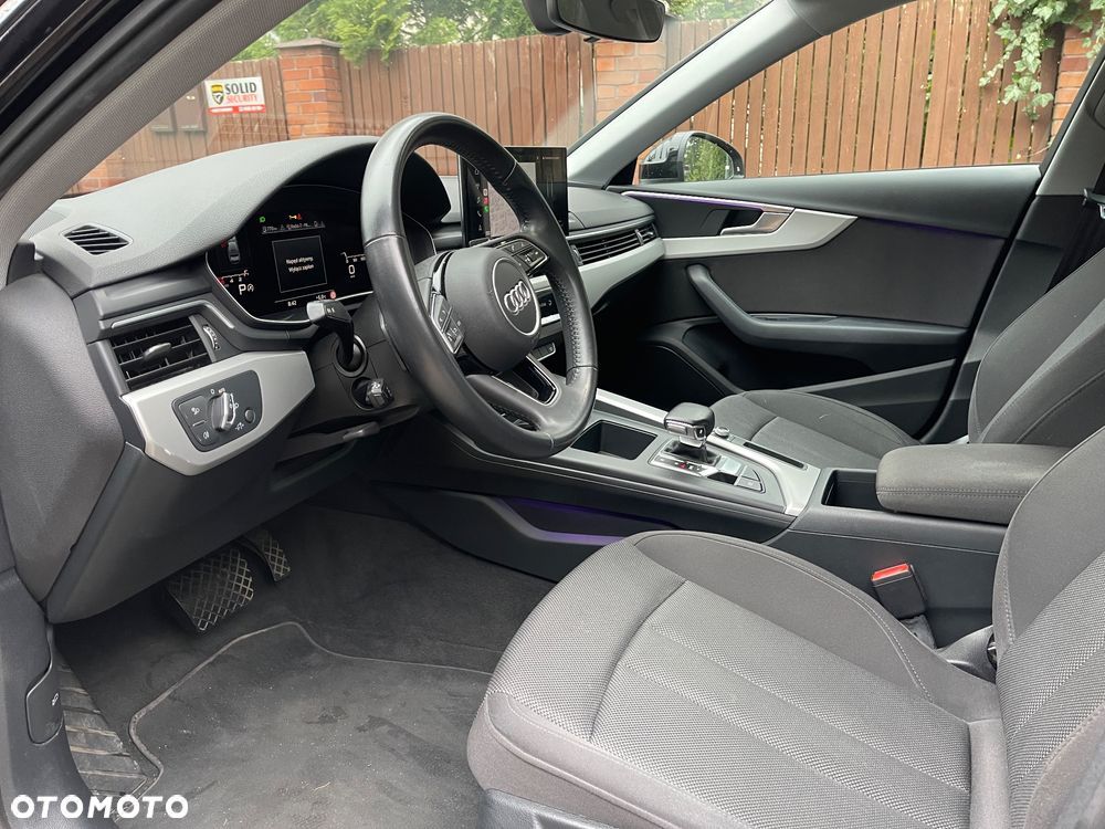 Audi A4 Limousine - 26