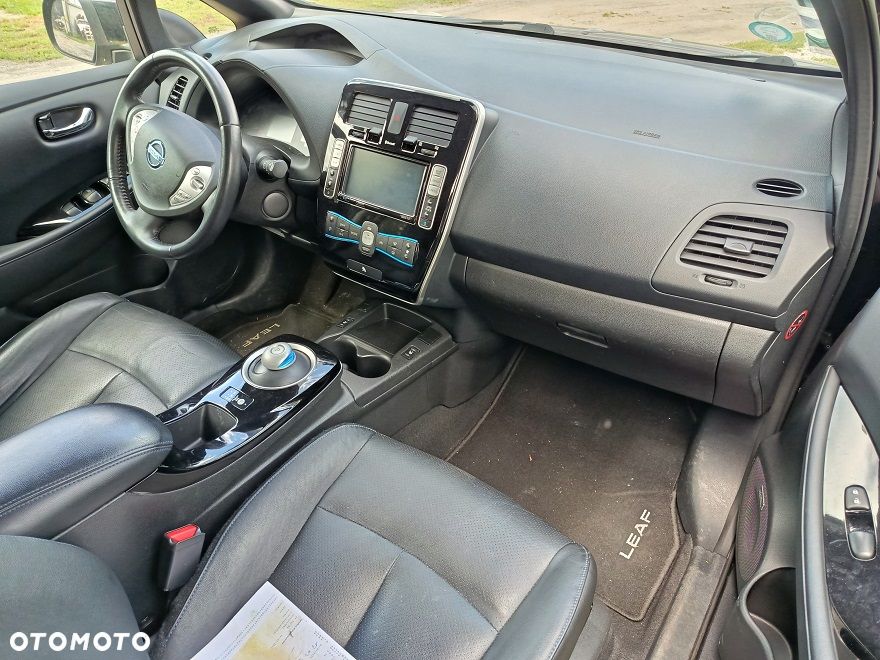 Nissan Leaf - 8