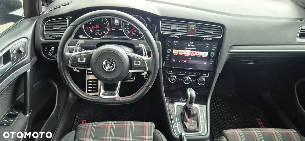 Volkswagen Golf 2.0 TSI GTI DSG - 15