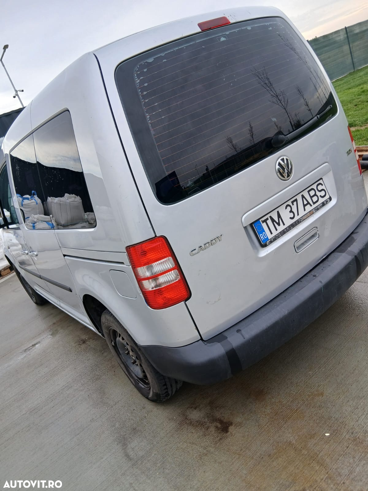 Volkswagen Caddy - 5