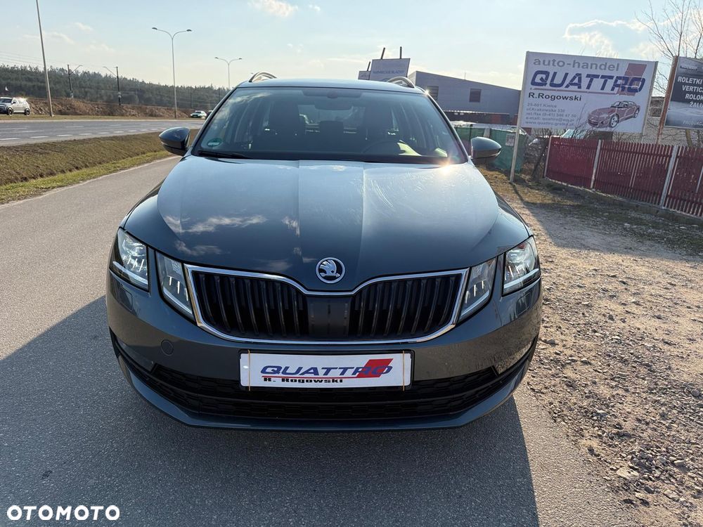 Skoda Octavia 1.6 TDI DSG Style - 4