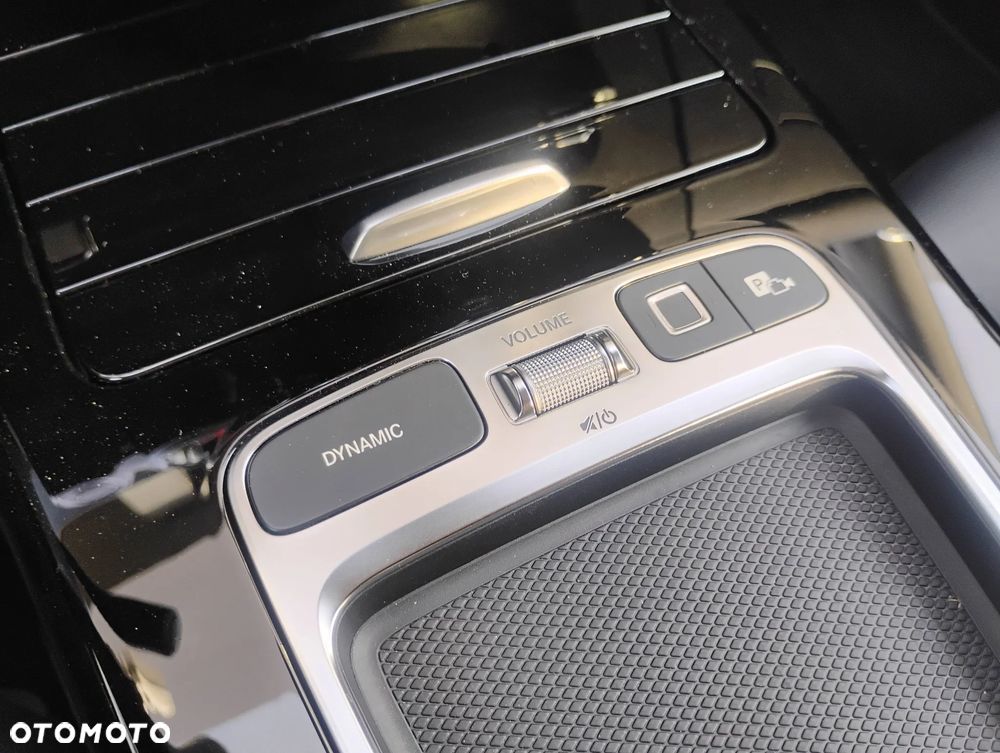 Mercedes-Benz CLA 180 mHEV Progressive 7G-DCT - 21