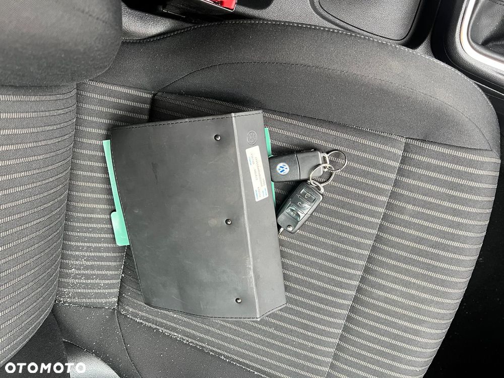 Volkswagen Polo 1.4 Highline - 23