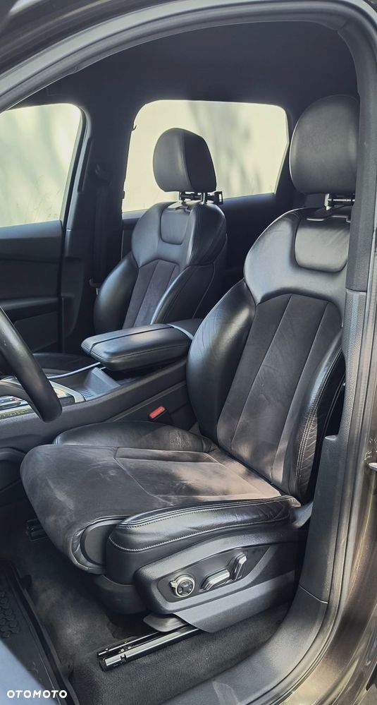 Audi Q7 - 9