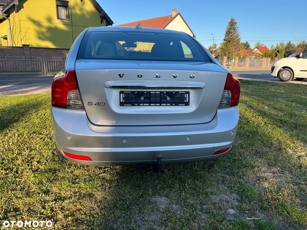 Volvo S40 DPF DRIVe Summum - 4