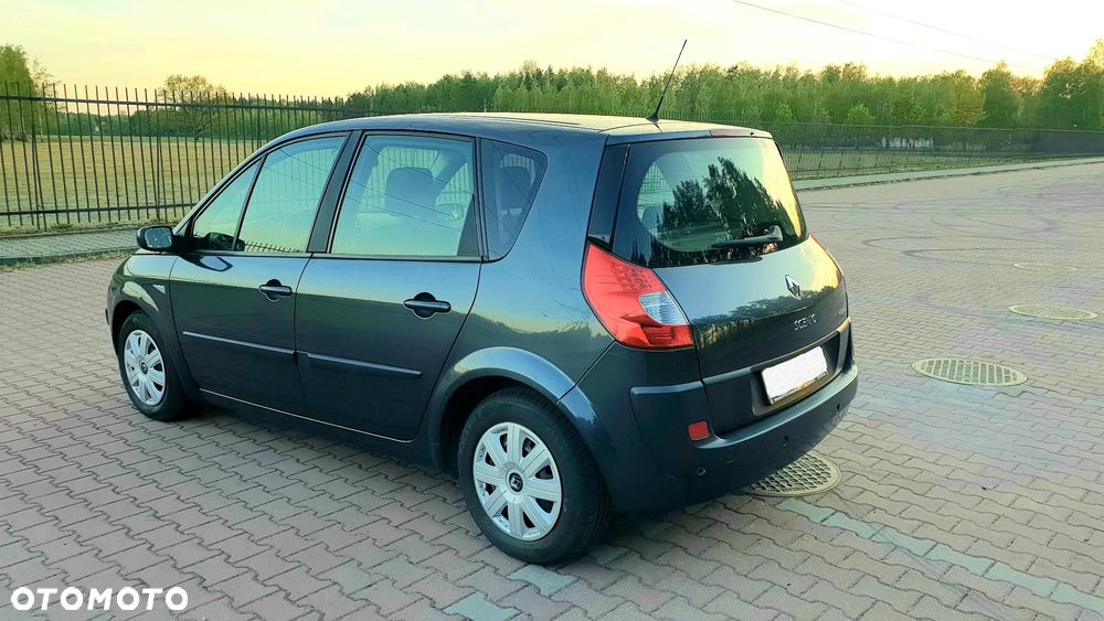 Renault Scenic 1.6 16V Authentique - 3