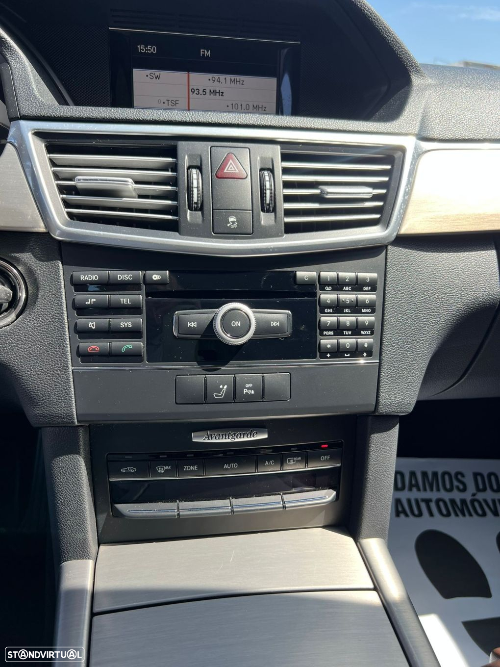 Mercedes-Benz E 350 CGI Avantgarde BlueEfficiency - 33