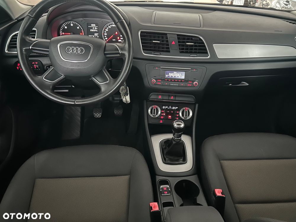 Audi Q3 2.0 TDI Design - 20
