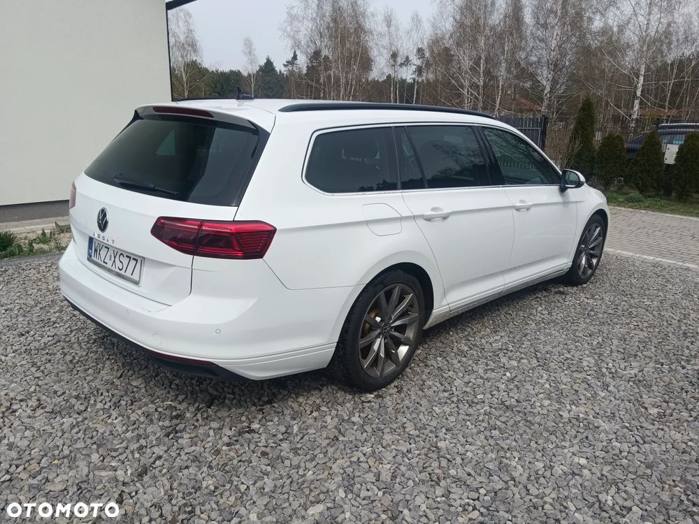 Volkswagen Passat 2.0 TDI Business DSG - 3