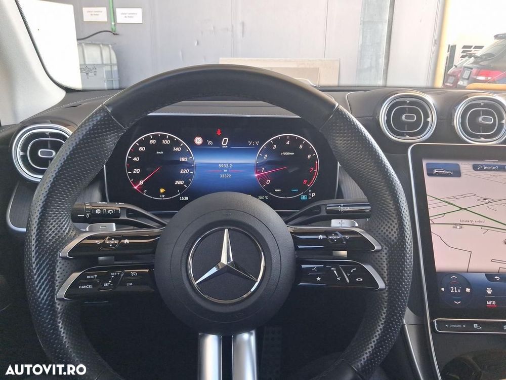 Mercedes-Benz GLC 300 4MATIC MHEV - 12