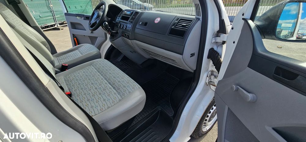 Volkswagen Transporter - 7