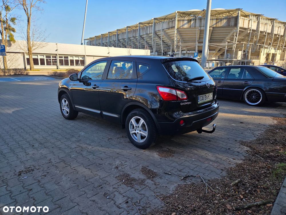 Nissan Qashqai 1.6 Tekna - 4