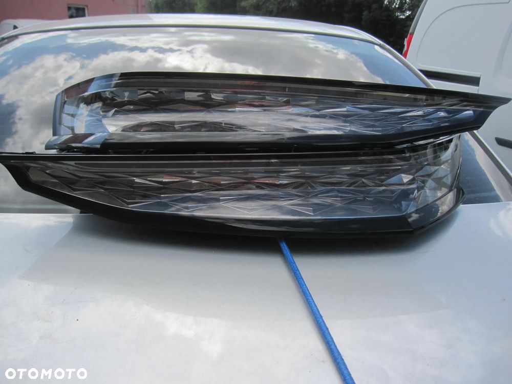 ds7 tylne lampy europa - 1