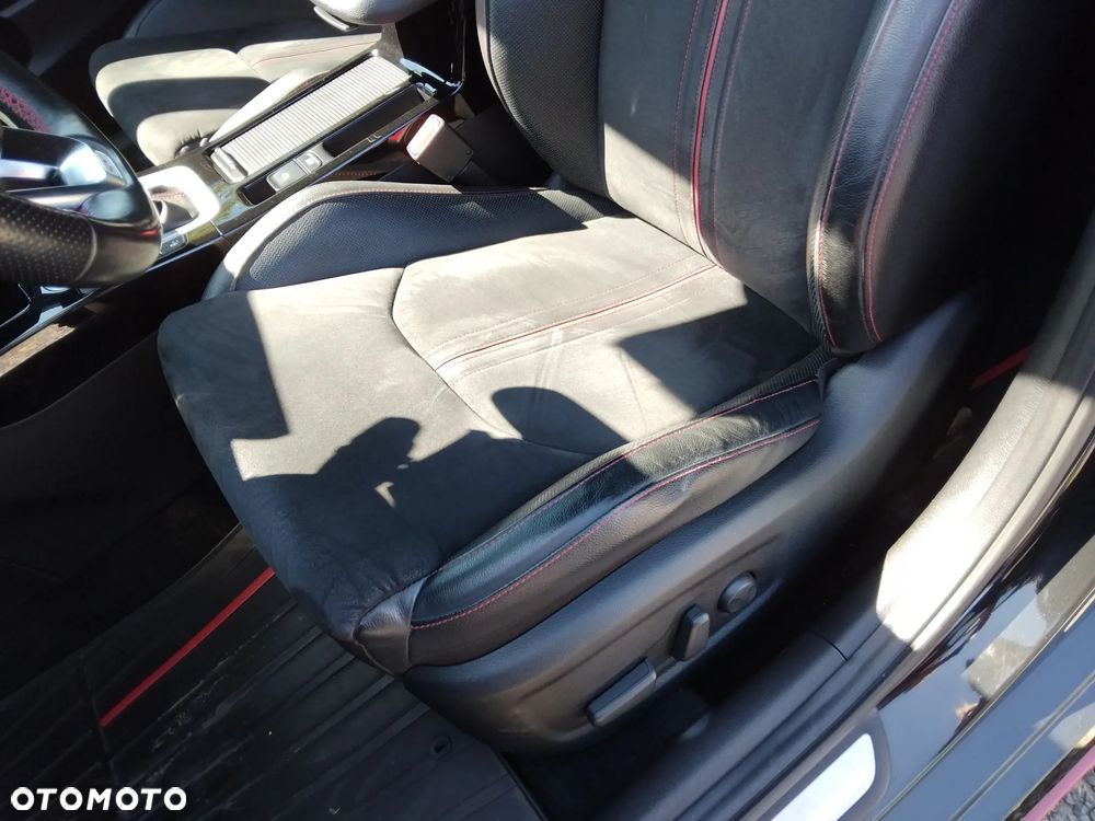 Kia ProCeed 1.6 T-GDI GT DCT - 23