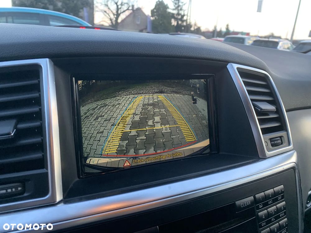 Mercedes-Benz ML 350 BlueTEC 4MATIC 7G-TRONIC - 26