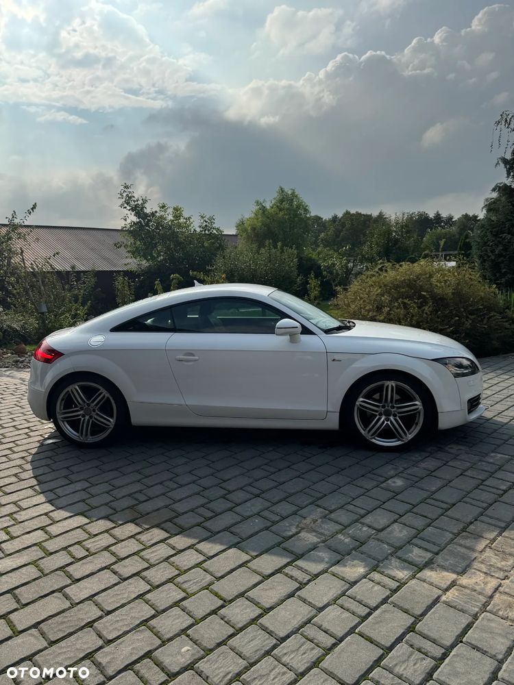 Audi TT Coupé 2.0 TDI Quattro - 4