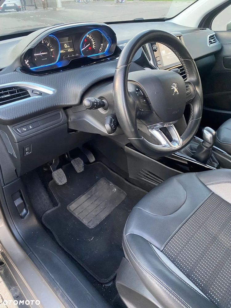 Peugeot 2008 PureTech 82 Active - 12