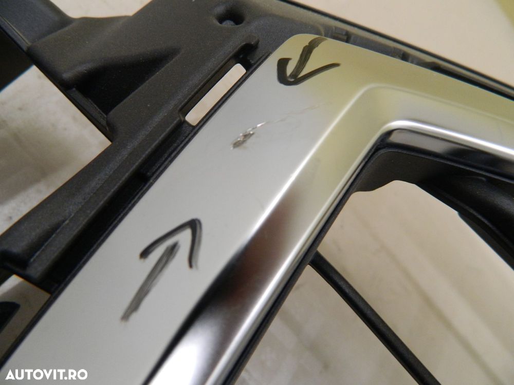 Grila radiator Audi Q7 4M S-Line facelift, 2019, 2020, 2021, 2022, 2023, cod origine 4M0853651AJ. - 7