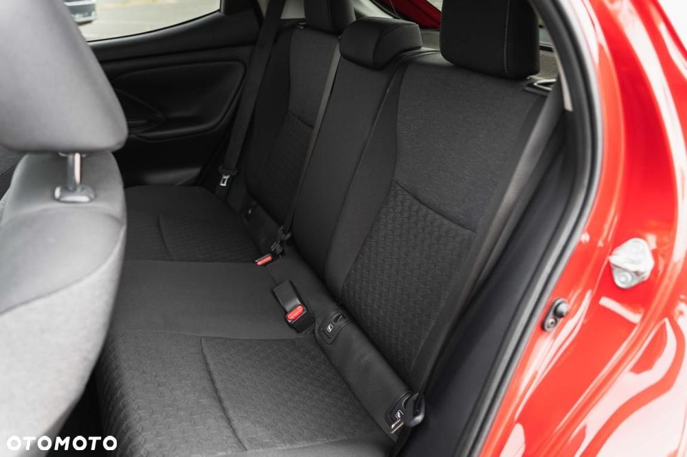 Toyota Yaris - 24