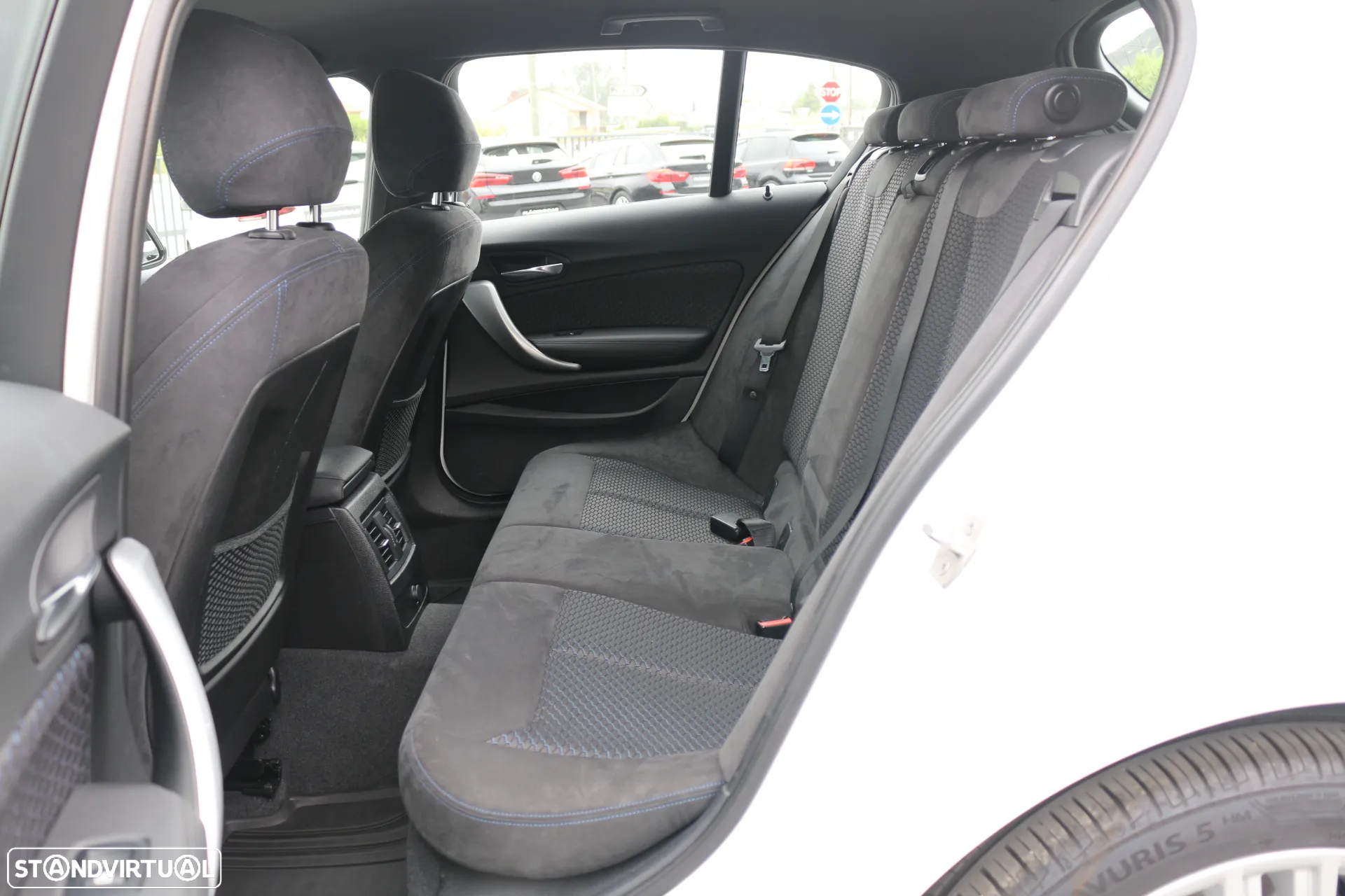 BMW 118 d Pack M - 26